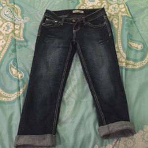 Dark wash capris