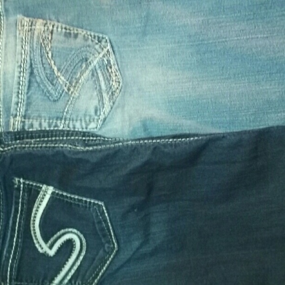 2 pair size 29 Silver Jeans