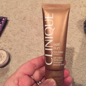 Clinique Self Sun Face Tinted lotion