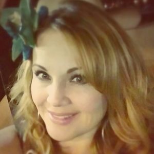 Meet your Posher, Veronica