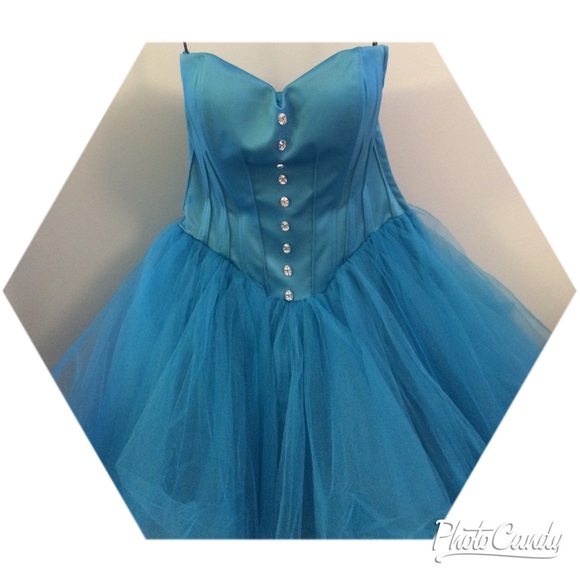 Gorgeous blue satin Betsy Johnson Dress