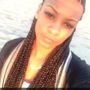 Meet your Posher, Brittni