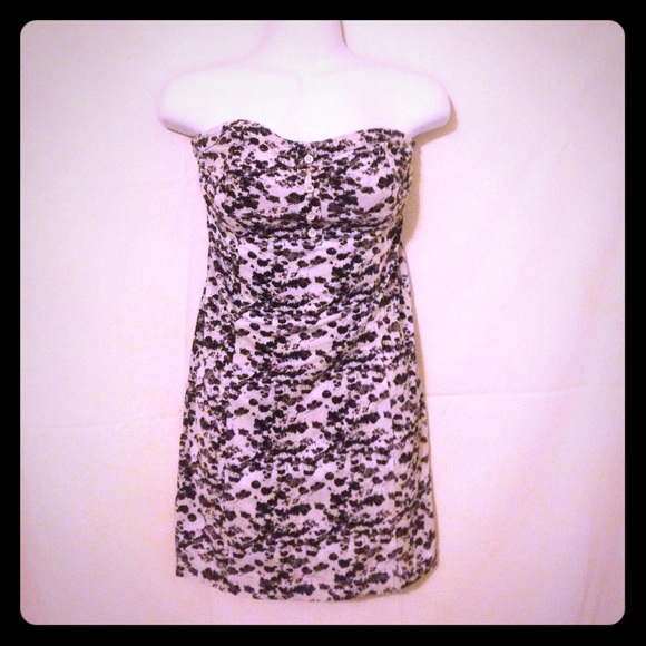 Short black and white dress - Picture 1 of 1