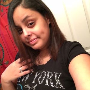Meet your Posher, Jenitza