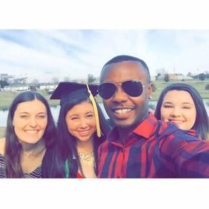 Meet your Posher, Lauren