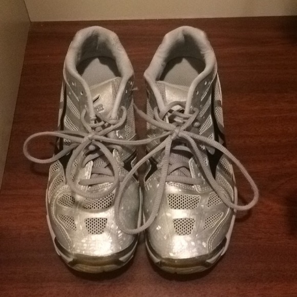 Mizuno wave lightening RX2, size 8.5