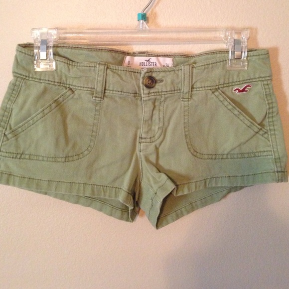 Hollister olive green shorts