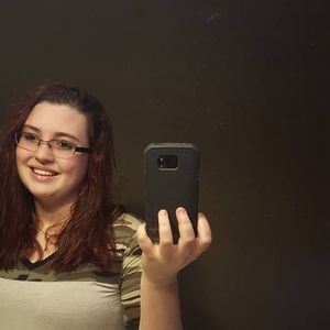 Meet your Posher, Dakota