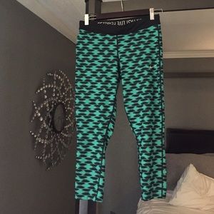 Nike Dri-Fit Capri legging