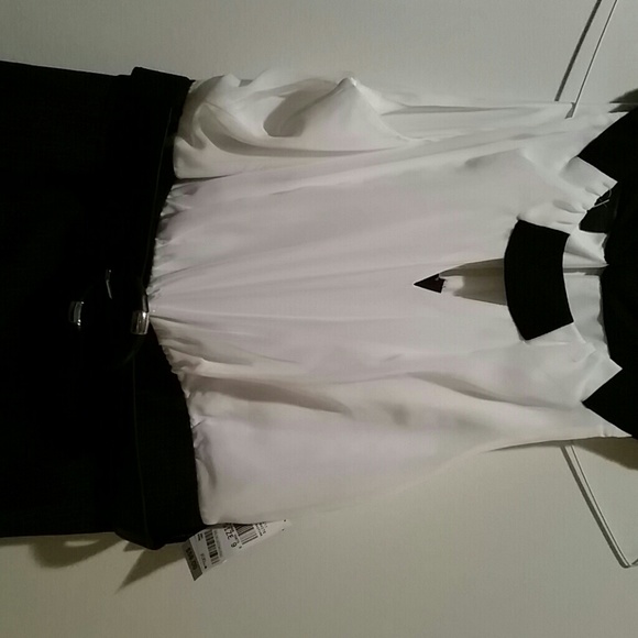 Dress - Picture 2 of 4
