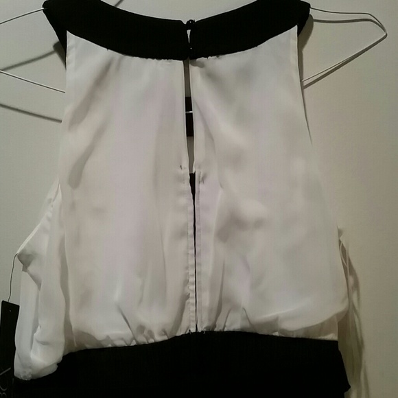 Dress - Picture 4 of 4