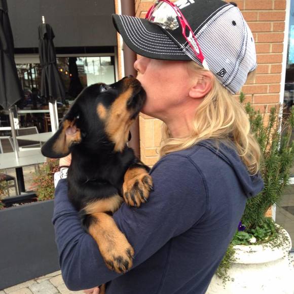 Meet your Posher, Jennifer - Picture 1 of 1