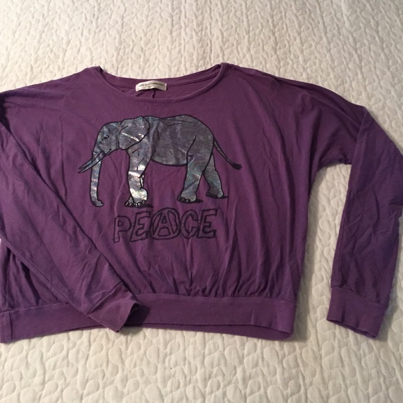 Adorable PEACE shirt!