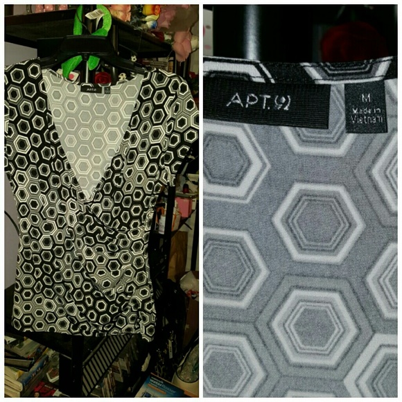 Quick sale! Cute dress shirt