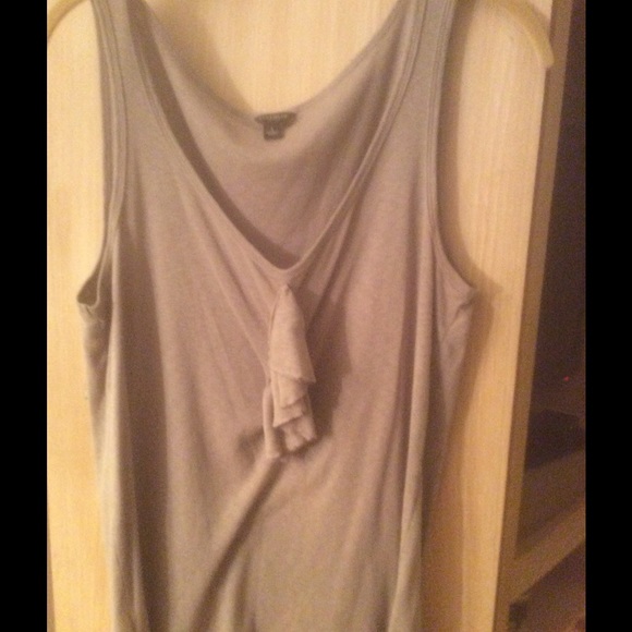 Ann Taylor Large cotton tank with detail!