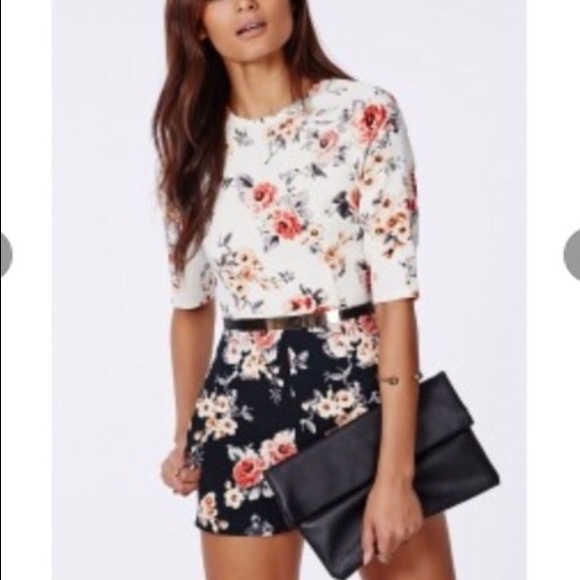 ✨ Missguided floral romper
