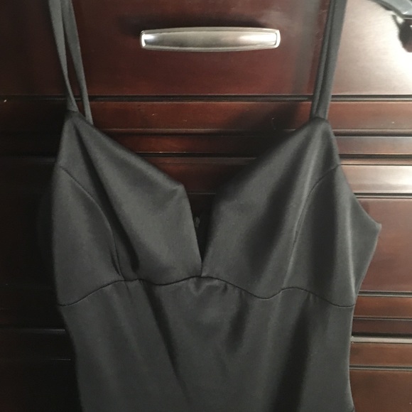 Black mini dress - Picture 2 of 3