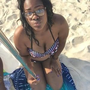 Meet your Posher, Savannah