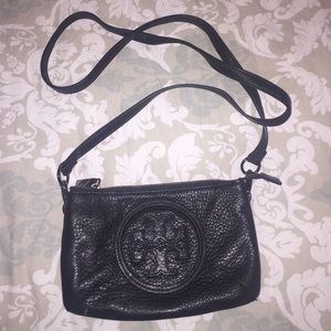 TORY BURCH !!! Small CLUTCH!