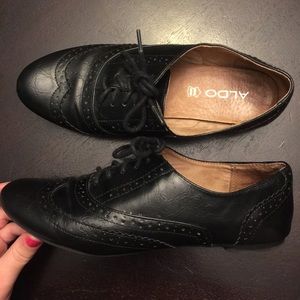 Cute little Aldo flats (: