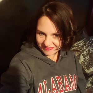 Meet your Posher, Jenn