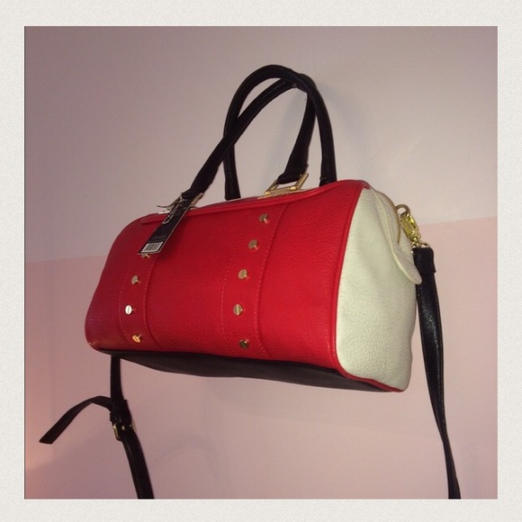 ✨•NEW• Olivia + Joy  purse✨