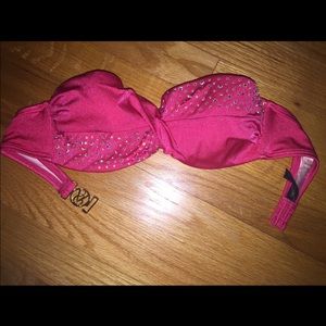 Victoria's Secret bikini top. 32B