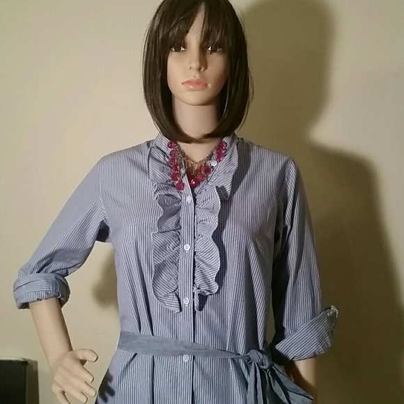 Gap dress a classic - Picture 2 of 3