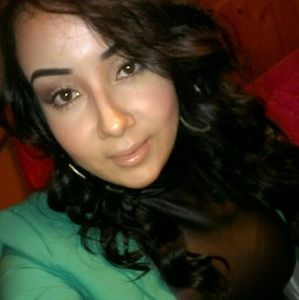 Meet your Posher, Mariza