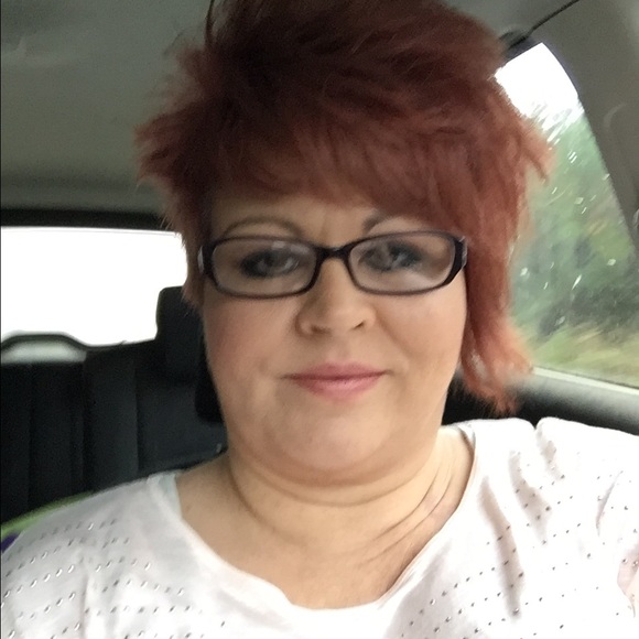 Meet your Posher, Samantha - Picture 1 of 1