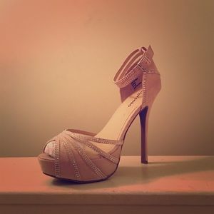 Cinnamon colored 4 1/2 inch heels.