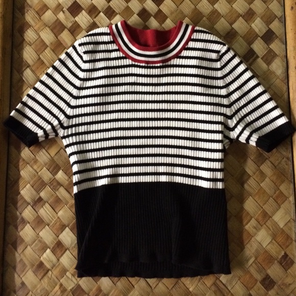 Striped short sleeve crop sweater