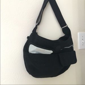 Black Kipling Purse with Mint inside