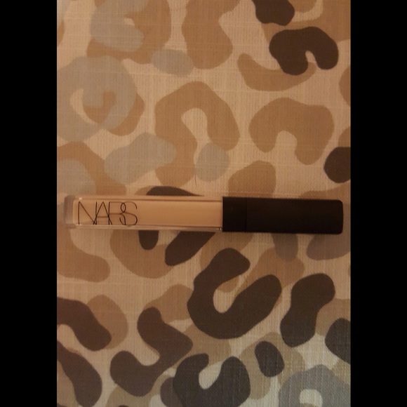 NARS Radiant Creamy Concealer in chantilly