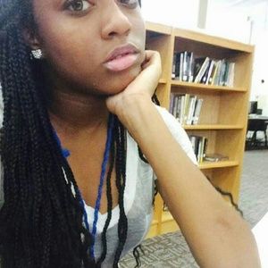 Meet your Posher, Alexus