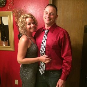 Meet your Posher, Hollyngary