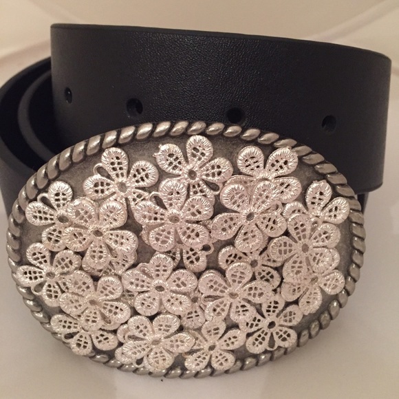 B-Buckled interchangeable Belt - Picture 1 of 1