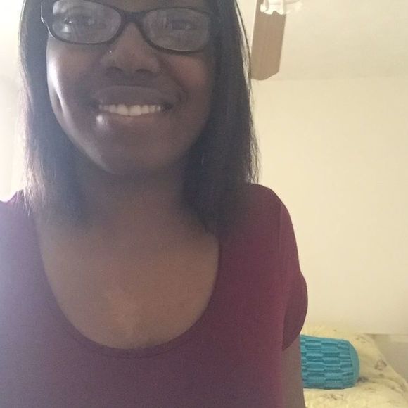 Meet your Posher, Jannelia