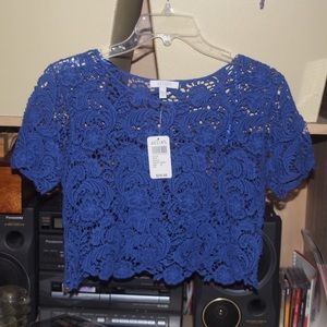Delias blue lace crop top