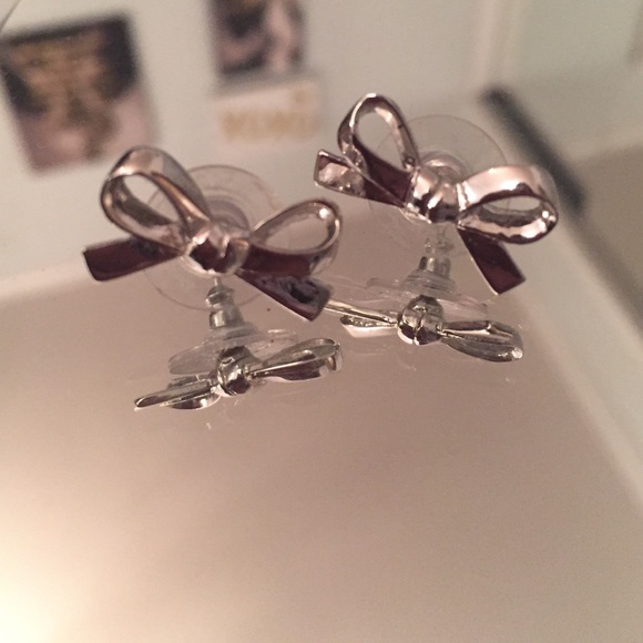 Kate Spade silver bow earrings