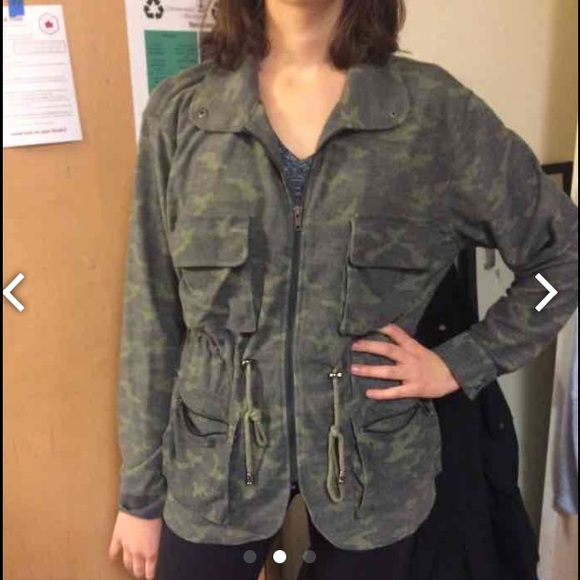 Army jacket - Picture 2 of 2