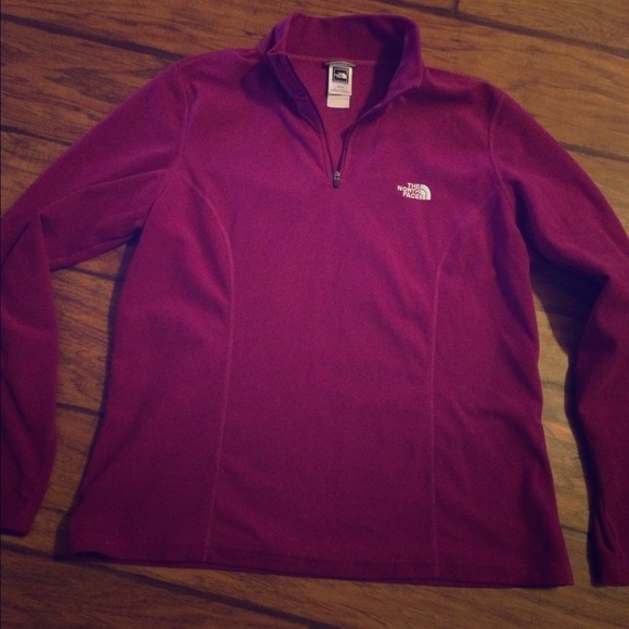 North Face 1/2 zip fleece