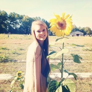 Meet your Posher, Savannah