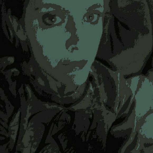 Meet your Posher, Nichole