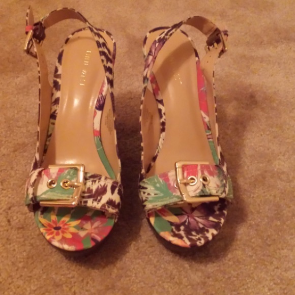 Nine West wedges - Picture 2 of 2