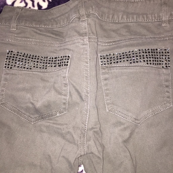 Jeans - Picture 2 of 3