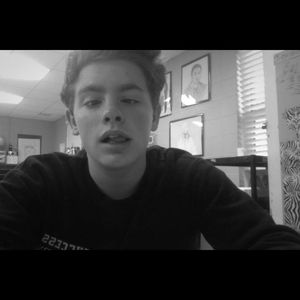 Meet your Posher, Levi