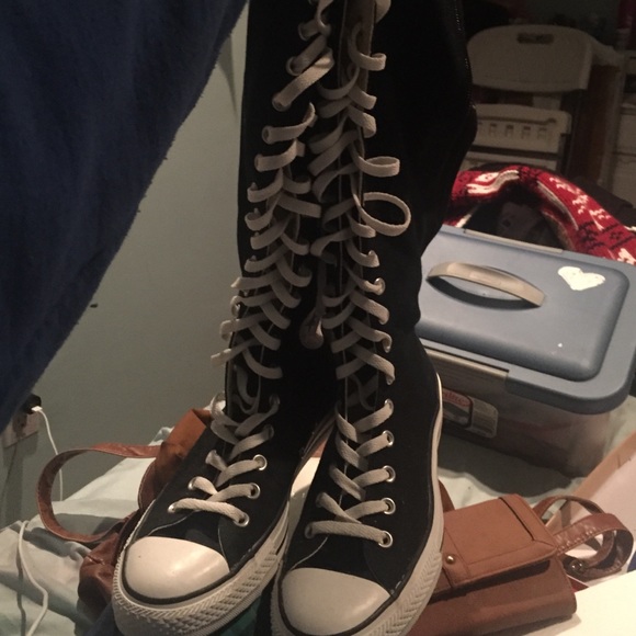 Knee high converse black & white never Warn