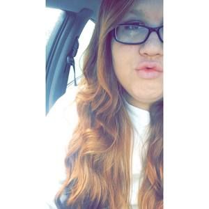 Meet your Posher, Michaela