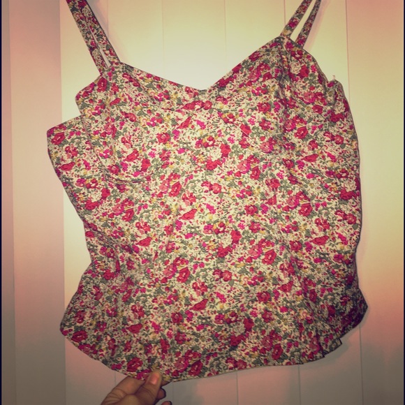 Cute corset style top